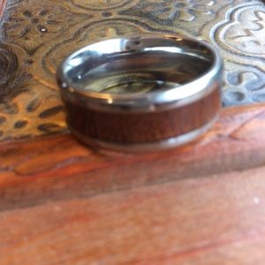 Titanium men’s wood inlay band